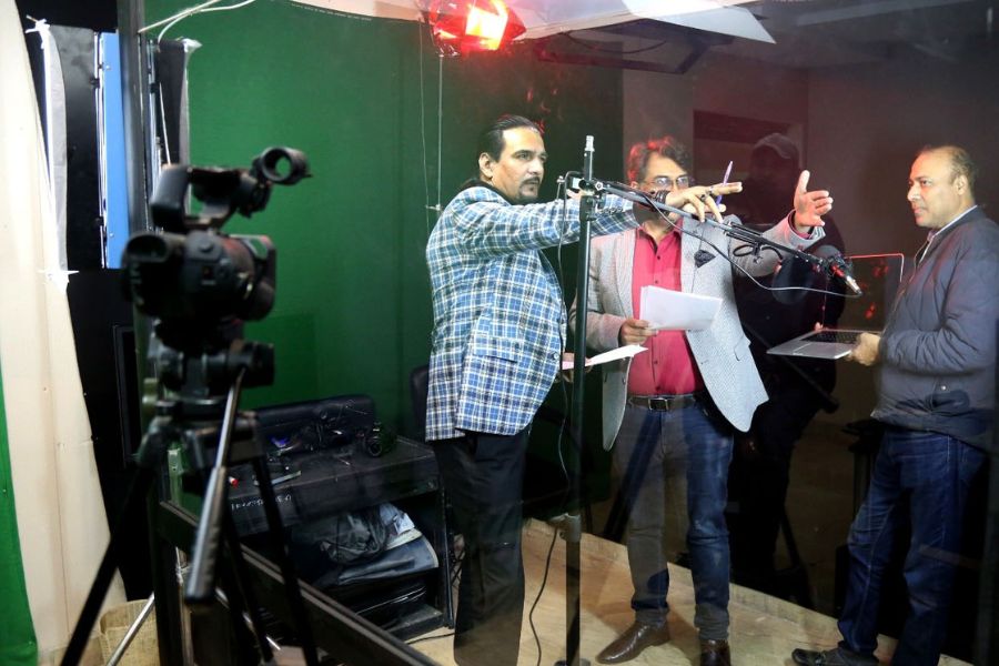 Shoot Like a Pro Essential Filmmaking Techniques for Every Filmmaker Camera Techniques, Camera Angles in Film Soundtrack AI Tools, Film Scripts 7 Tips for Stunning Cinematic Shots Every Filmmaker Needs 2024! Filmmaking Equipment Filmmaker Short films Shoot Like a Pro Essential Filmmaking Techniques for Every Filmmaker Camera Techniques, Camera Angles in Film short film Film Studio Equipment